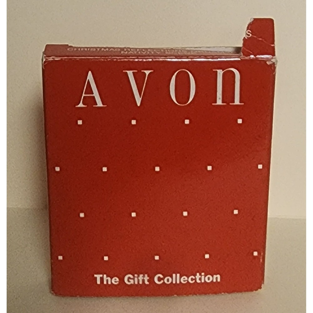 Avon Christmas Reflections Nativity Scene Ornament - Picture 3 of 5
